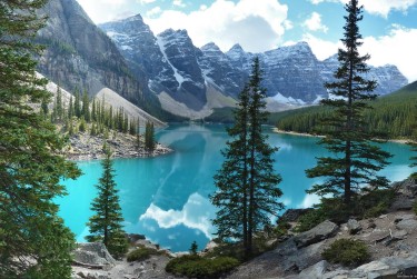 湖州吴兴区2小额贷款公司助力解决资金难题